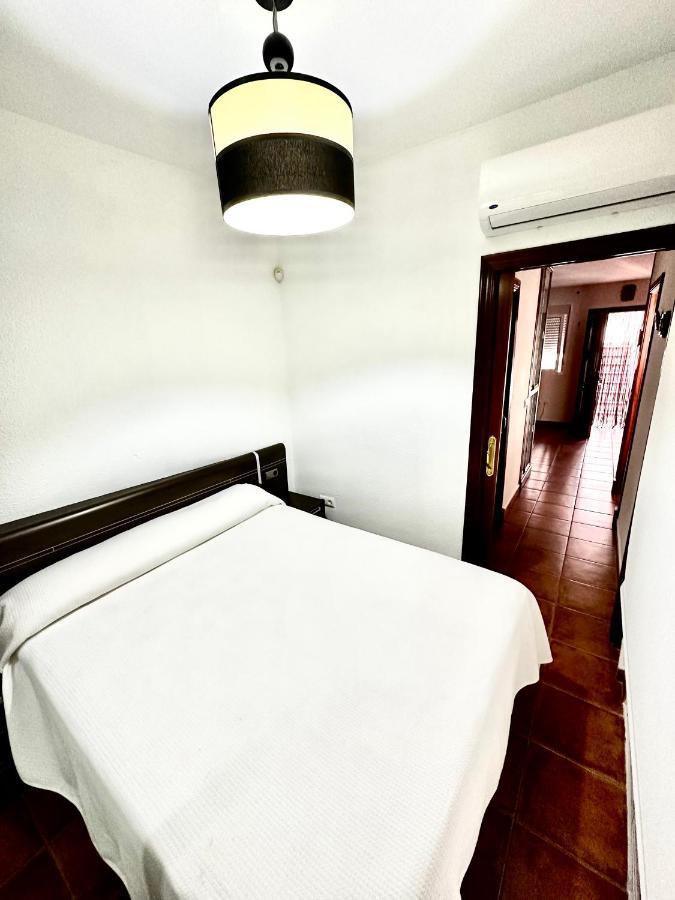 Apartamento Castillo De Luna โรตา ภายนอก รูปภาพ
